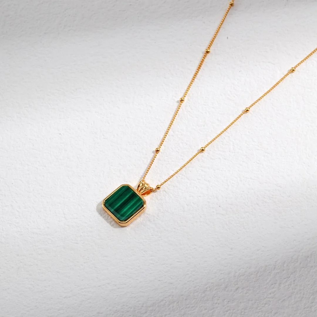 愛 · Ài - Square Malachite Necklace