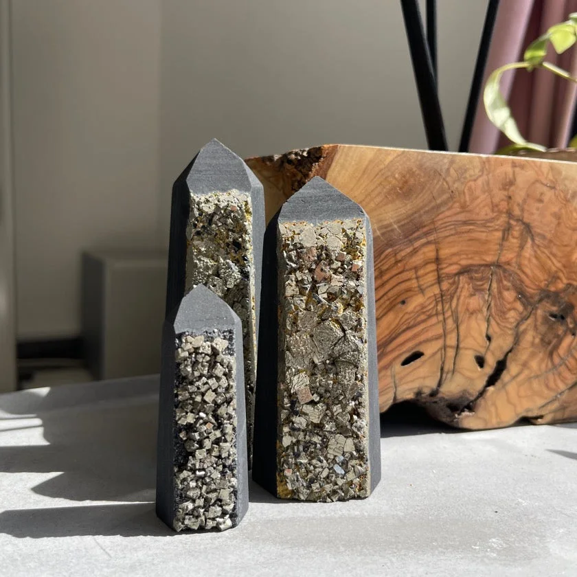 Pyrite on Shale Point