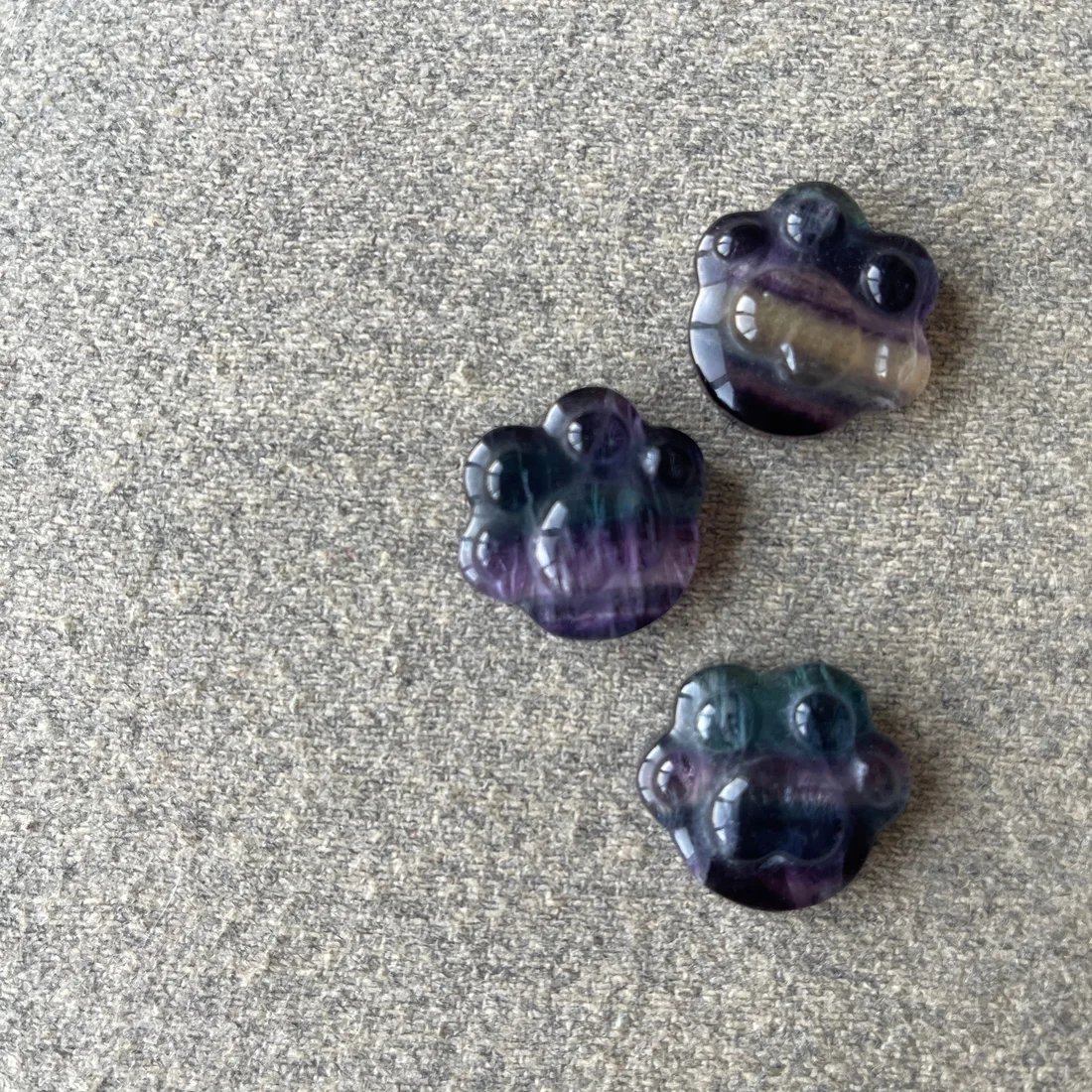 Fluorite animal paw carving