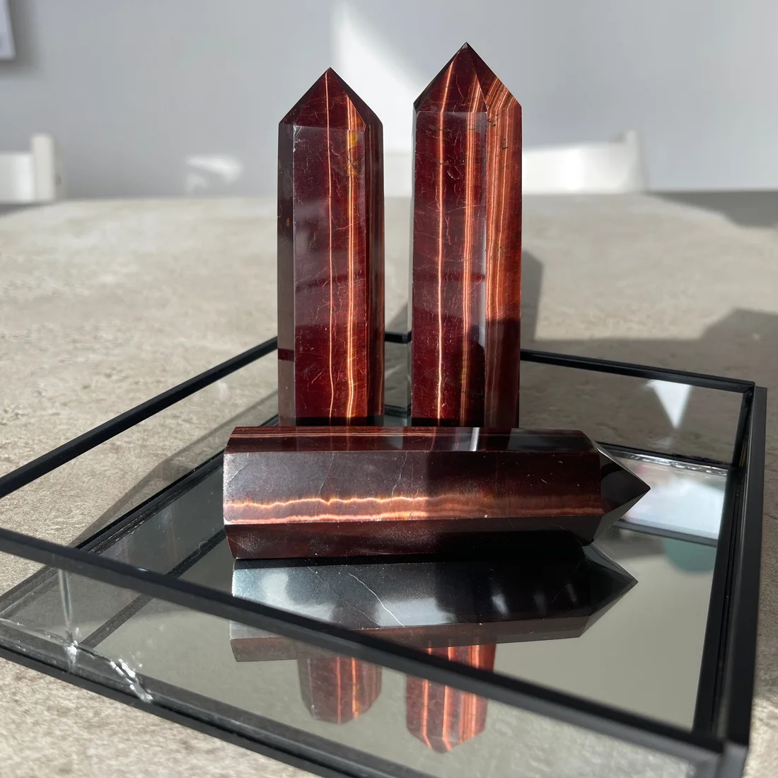 Red Tiger's eye points