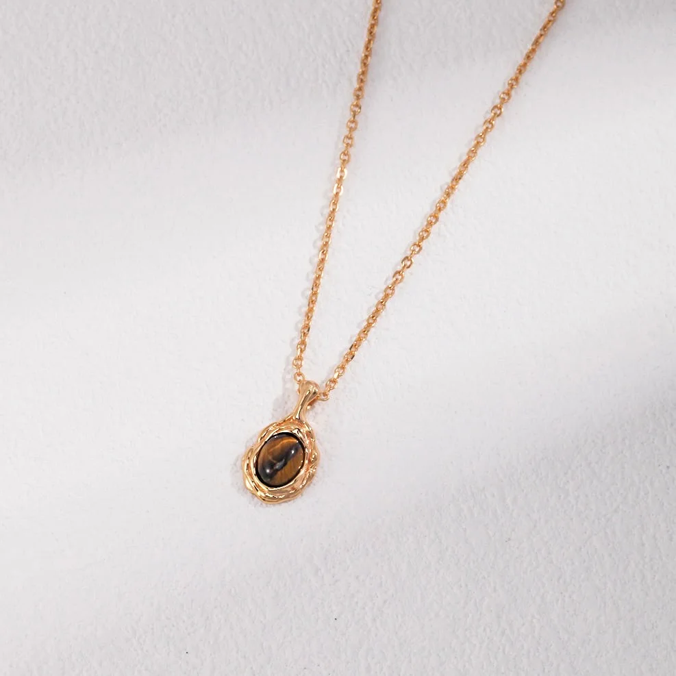 卫 · Wei - Tiger's Eye Necklace