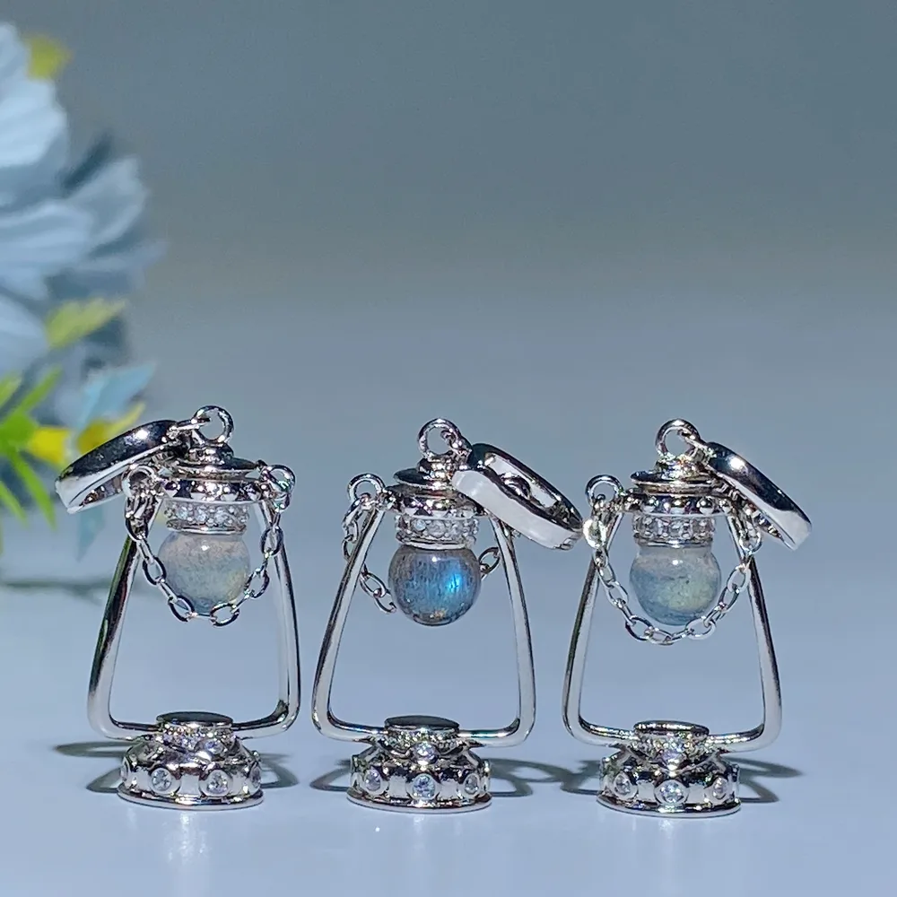 Labradorite Lamp Shape Pendant Crystal Healing Bulk Wholesale